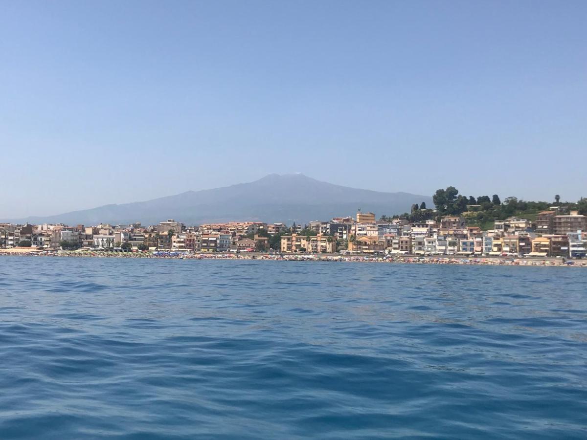 Casa Le Sorelle Giardini Naxos Bagian luar foto